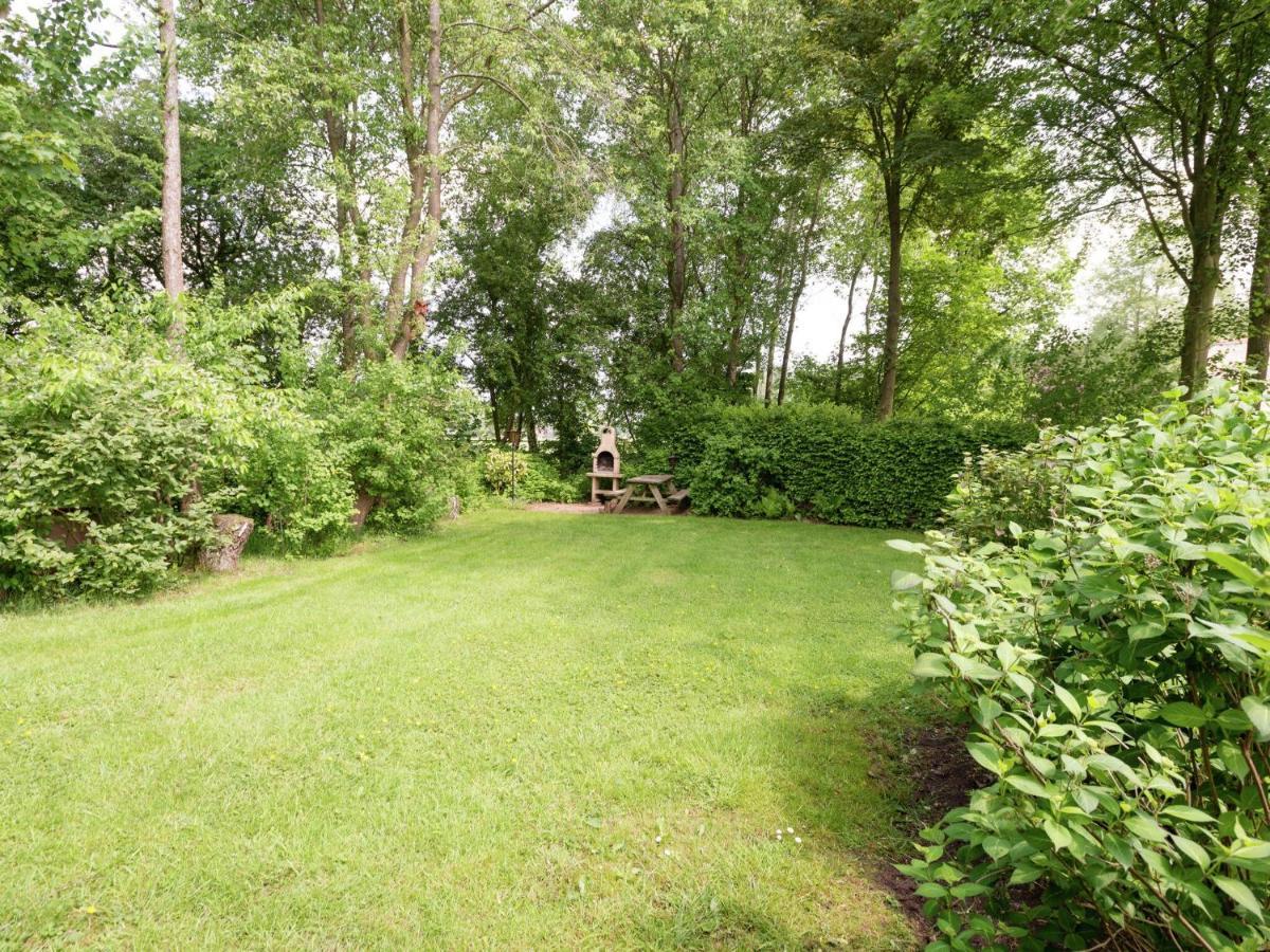 Villa With Spacious Garden Near Heeten Bagian luar foto