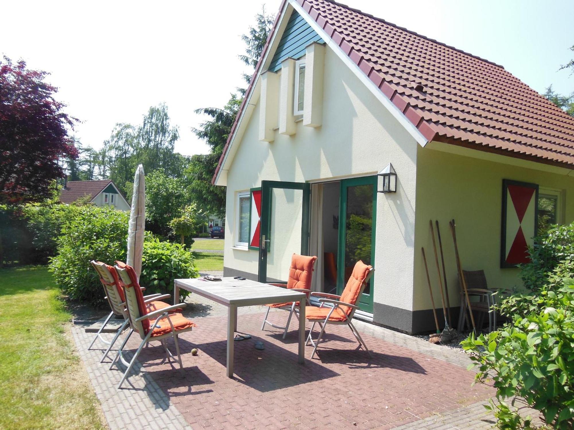 Villa With Spacious Garden Near Heeten Bagian luar foto